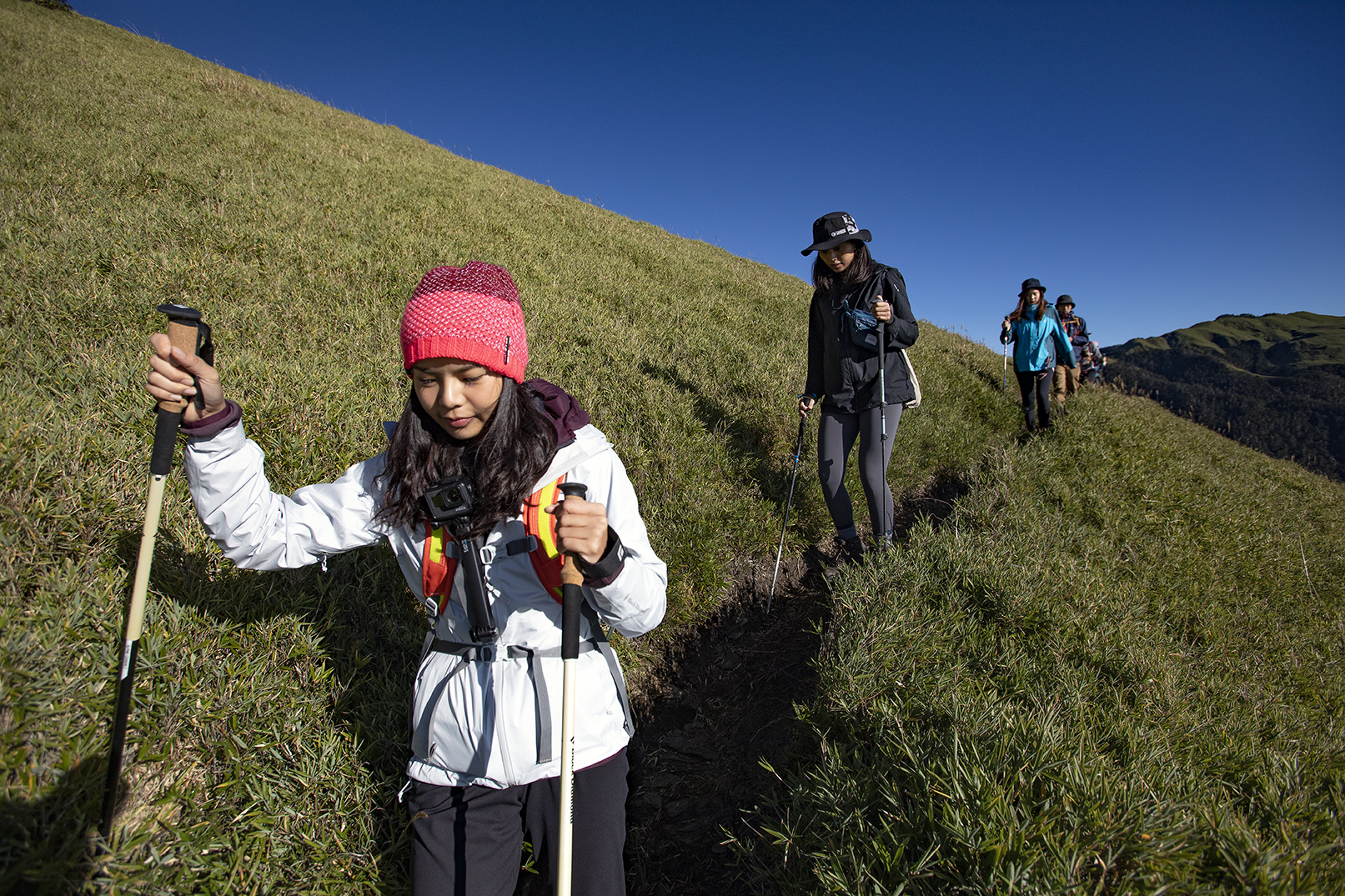 登山學堂 登山杖拿一支還是一對